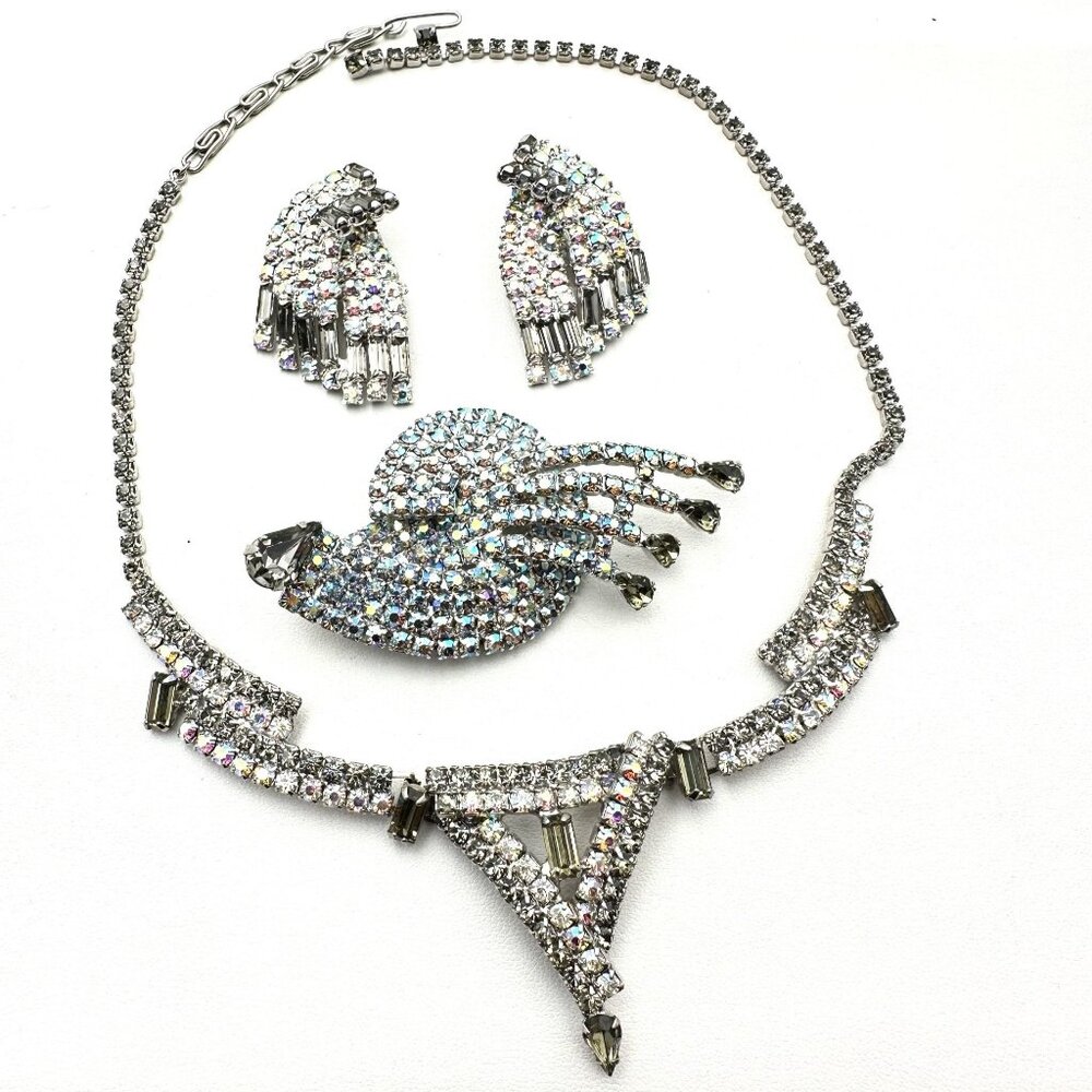 Vintage Aurora Borealis Glass Rhinestone Silver Necklace Brooch Earrings Set